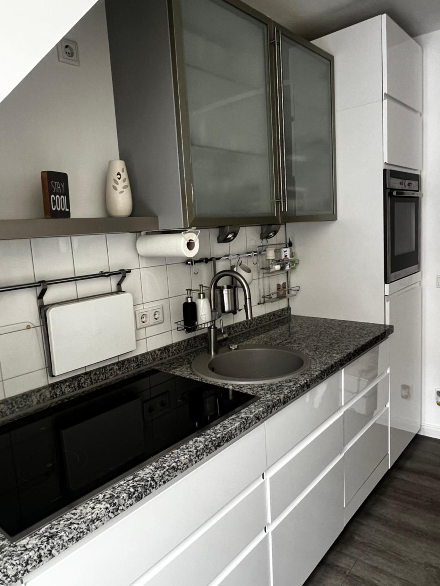 Moderne Galeriewohnung Mit Balkon Und Stellplatz Am Wenigemarkt Erfurt Exterior foto
